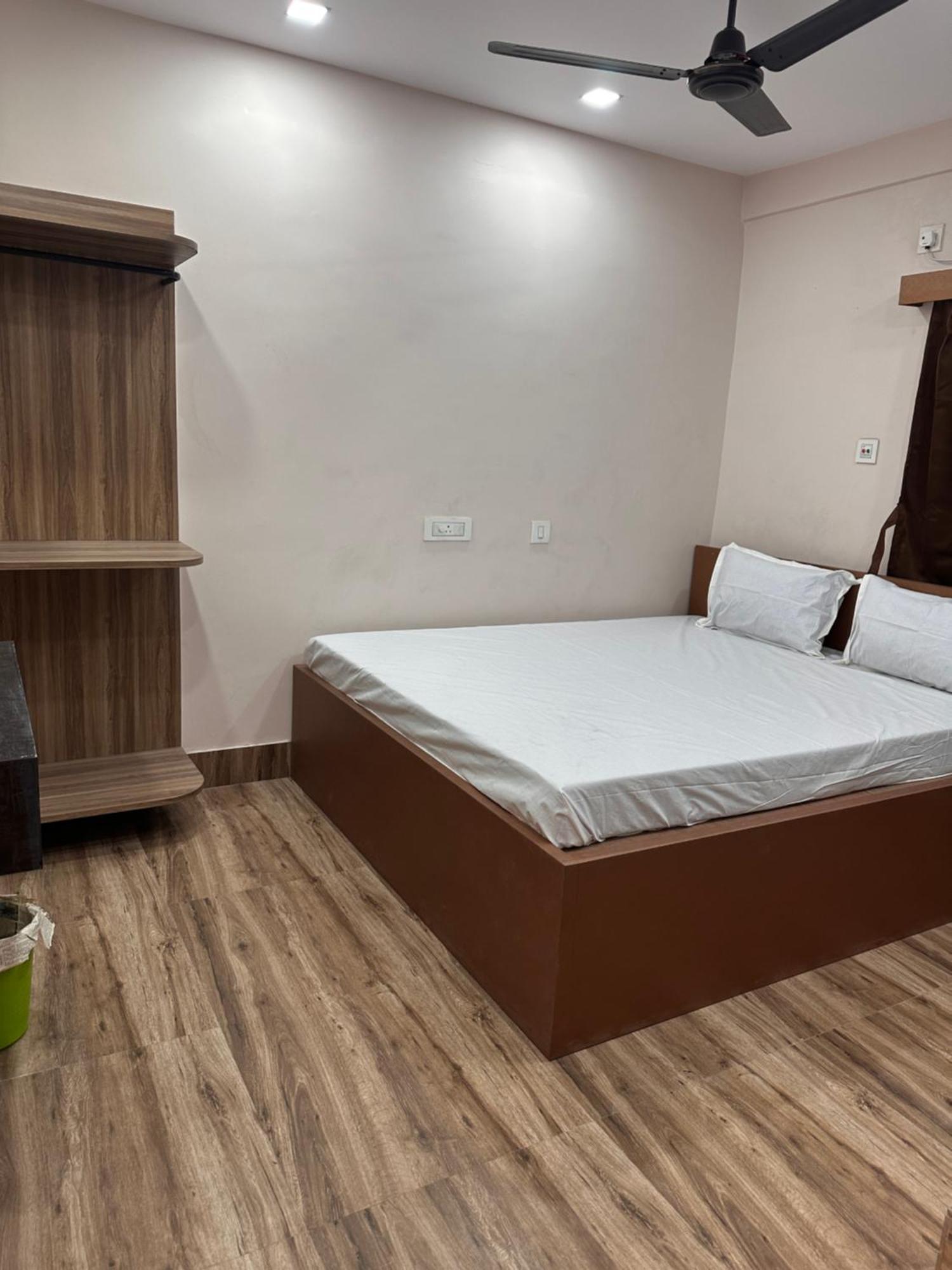 Готель Jagannath Residency And Prasadam Колката Екстер'єр фото